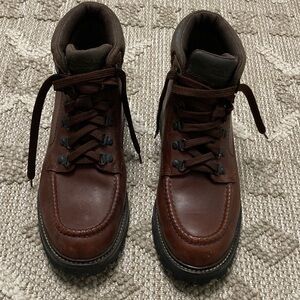 Men’s sz 10 Brown Timberland Boot Leather Upper Like New 80095